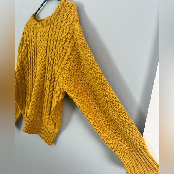 Workshop Republic Clothing Wool Blend Knit Sweater Sz XS yellow Round Neck - Picture 4 of 8